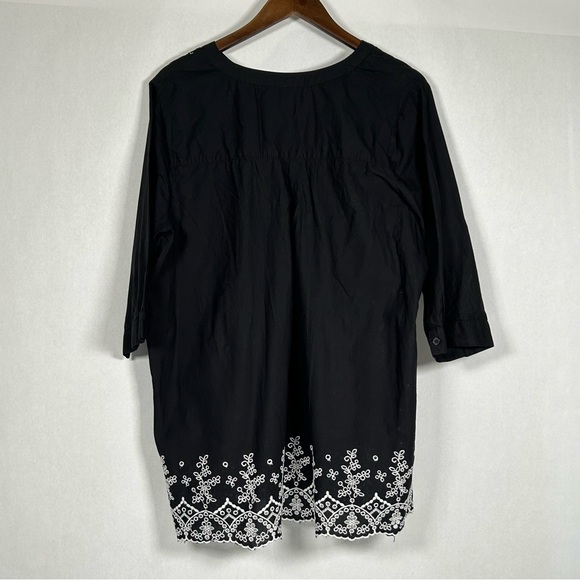 Woman Within Black Pintuck Tunic White Eyelet Embroidery Size 18/20 - Picture 3 of 11